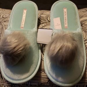 Small Victoria's Secret Mint Green slippers